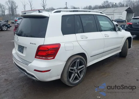 2015 Mercedes-Benz Glk 350 4Matic z USA, uszkodzony, nr VIN WDCGG8JB9FG346986